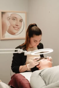 Epilation definitive sourcils Manche Normandie - Institut Estetica Beaute